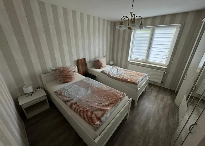 Apartmán 24a Unten Links 3 *